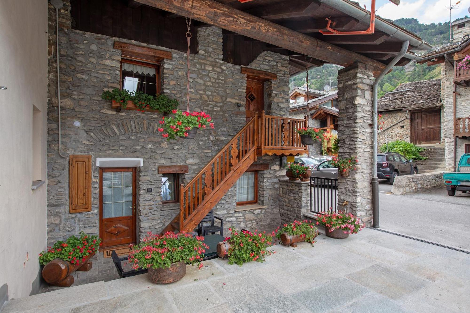 Casa Piertor Morgex Villa ภายนอก รูปภาพ